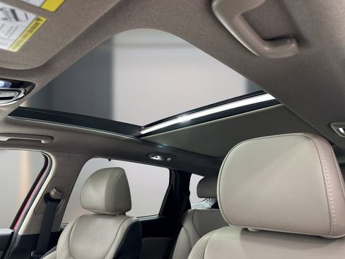 Certified 2023 Hyundai Santa Fe Limited image 8