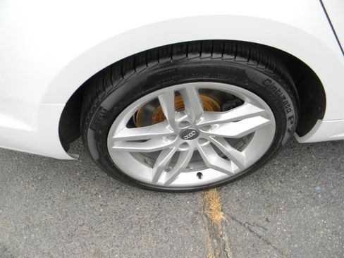 Used 2019 Audi A5 2.0T Premium Plus w/ Premium Plus AWD/4WD image 27