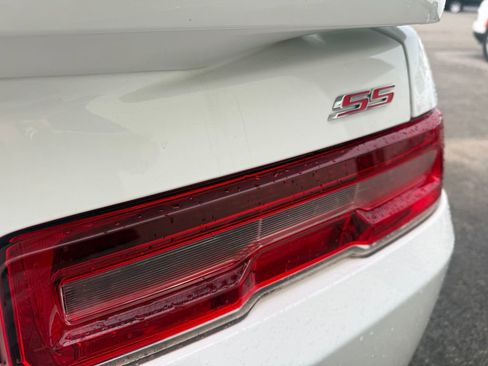 Used 2015 Chevrolet Camaro SS w/ RS Package RWD image 14