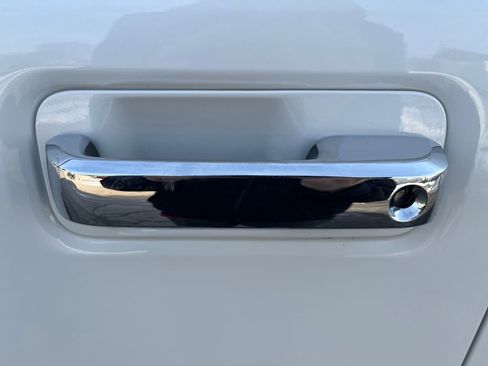 Used 2022 Ford F250 Lariat w/ Chrome Package image 39