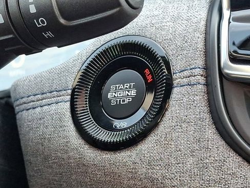 Certified 2023 Jeep Compass Latitude w/ Convenience Group image 28