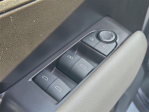 Certified 2024 Chevrolet Colorado ZR2 w/ Technology Package image 29