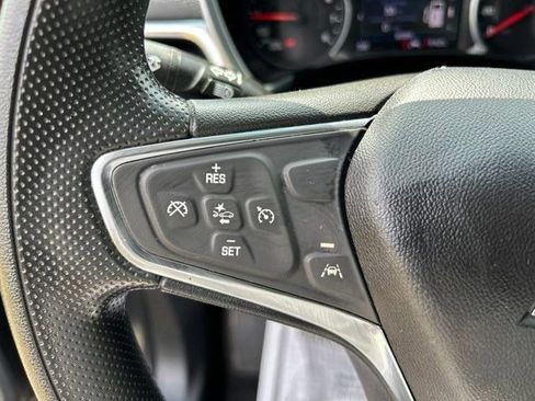 Used 2020 Chevrolet Equinox LT AWD/4WD image 17