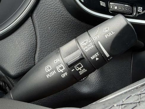 Used 2020 Jeep Cherokee Limited AWD/4WD image 19