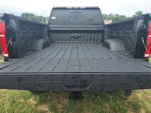 New 2026 Chevrolet Silverado 2500 ZR2 w/ ZR2 Bison Edition AWD/4WD image 30
