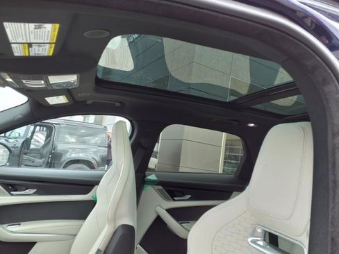 Certified 2026 Jaguar F-PACE R-Dynamic S image 11