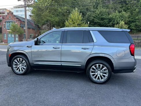 Used 2021 GMC Yukon Denali image 3