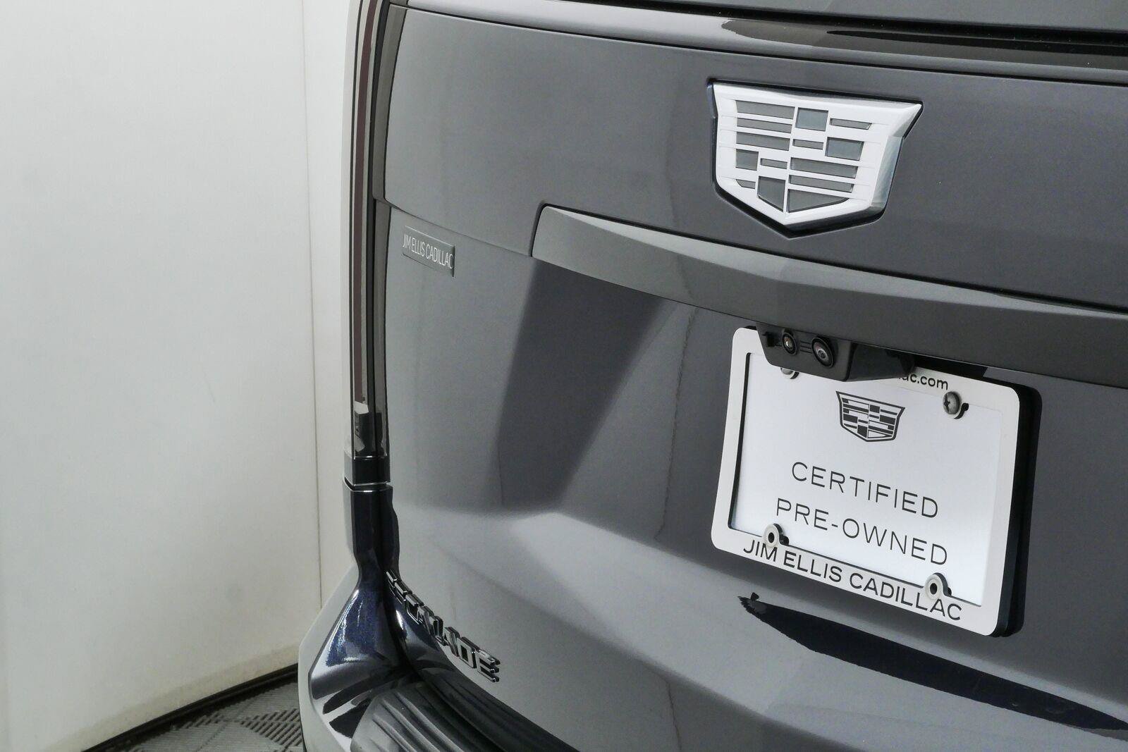 Used 2025 Cadillac Escalade ESV Sport Platinum w/ LPO, ONYX Package AWD/4WD image 35