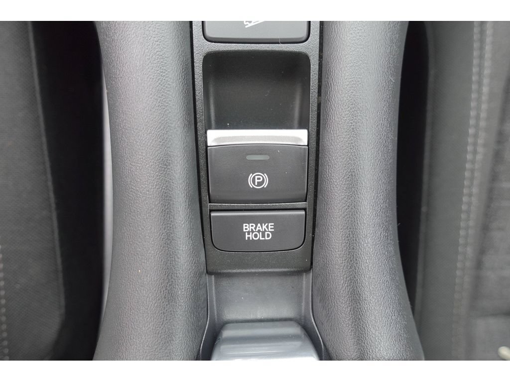 Used 2025 Honda HR-V LX image 21