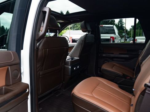 Used 2024 Ford Expedition King Ranch AWD/4WD image 22