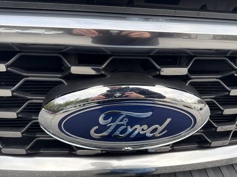 Used 2024 Ford F350 Platinum image 6