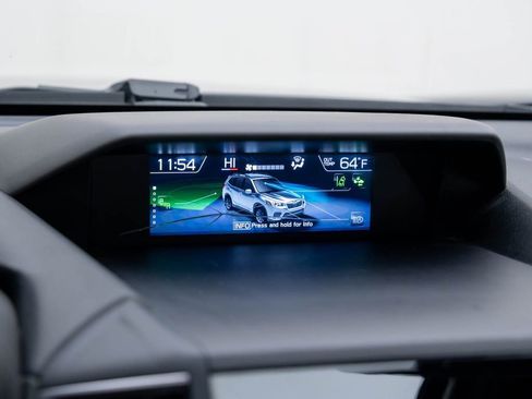 Used 2023 Subaru Forester Premium image 22