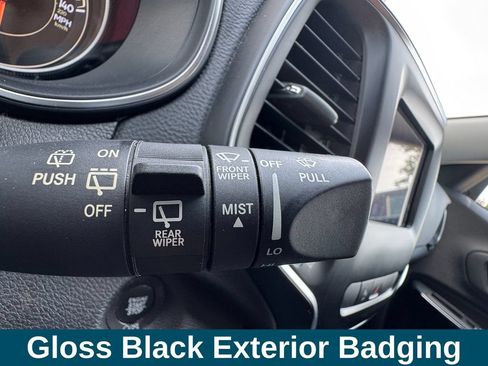 Used 2020 Jeep Cherokee Latitude Plus AWD/4WD image 13