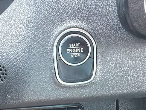 Used 2024 Mercedes-Benz Sprinter 2500 image 26