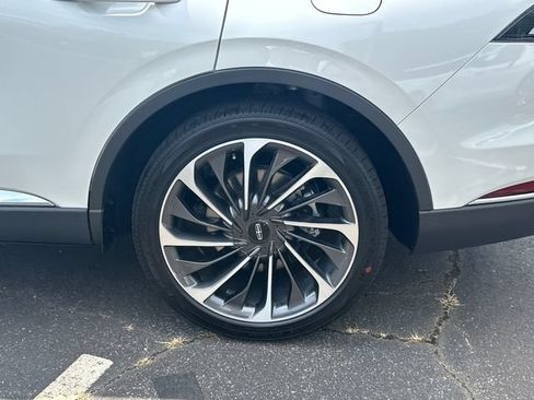 New 2026 Lincoln Aviator Reserve AWD/4WD image 19