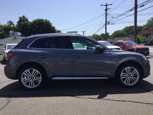 Used 2018 Audi Q5 2.0T Premium Plus w/ Premium Plus Package AWD/4WD image 7