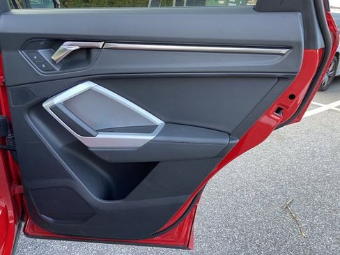 Certified 2023 Audi Q3 2.0T Premium w/ Convenience Package image 29