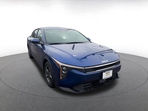 Used 2025 Kia K4 LXS image 9