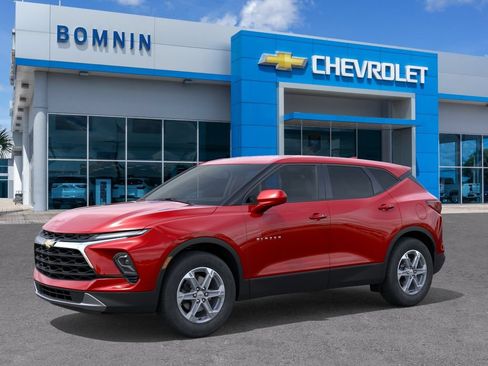 New 2026 Chevrolet Blazer LT FWD image 3