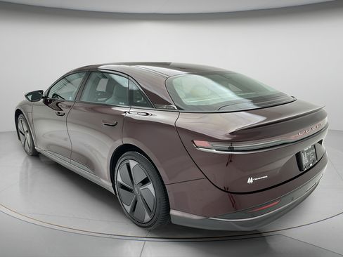 Used 2024 Lucid Air Touring AWD/4WD image 4
