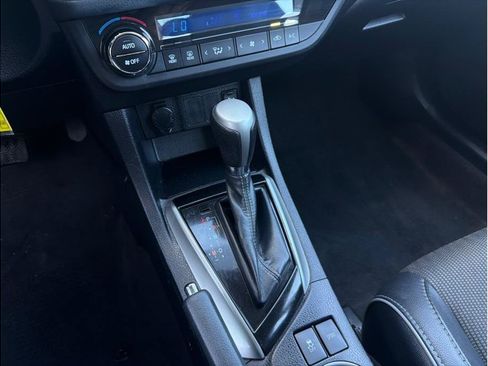 Used 2014 Toyota Corolla S FWD image 18