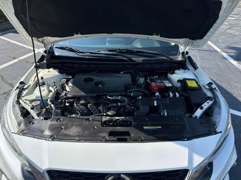 Used 2020 Nissan Altima 2.5 SR FWD image 22