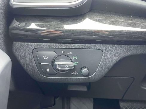 Used 2018 Audi Q5 2.0T Premium Plus w/ Premium Plus Package image 21