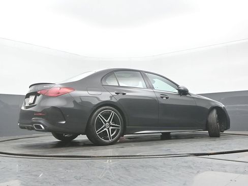 Used 2022 Mercedes-Benz C 300 4MATIC Sedan image 12