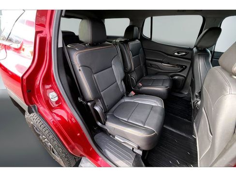 Used 2023 GMC Acadia AT4 image 25