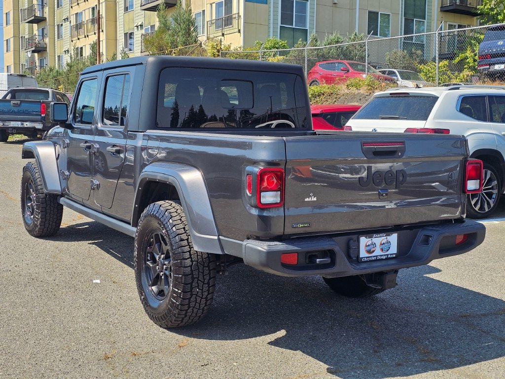 Used 2022 Jeep Gladiator Sport AWD/4WD image 6