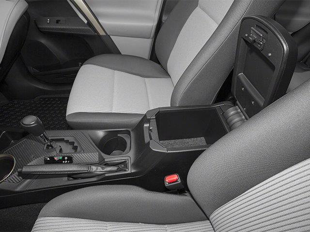 Used 2013 Toyota RAV4 LE AWD/4WD image 40