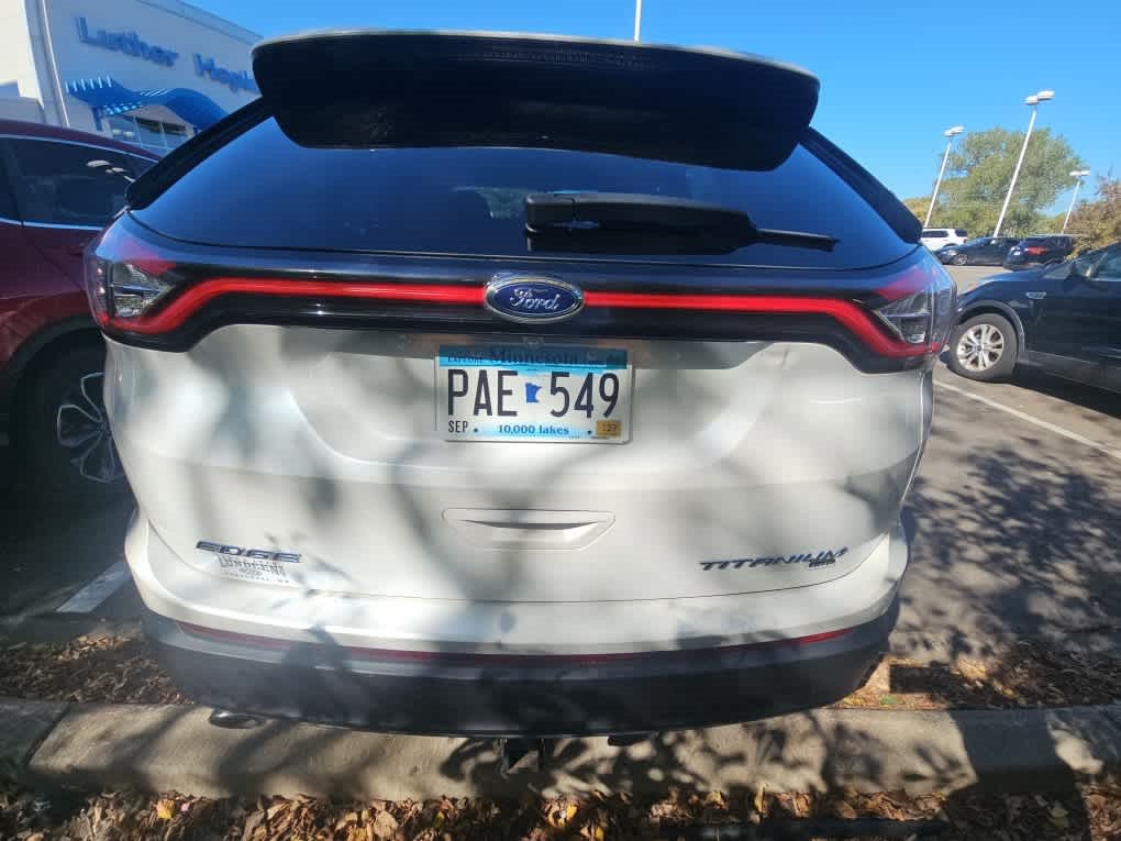 Used 2015 Ford Edge Titanium w/ Technology Package AWD/4WD image 5