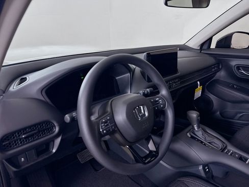 New 2026 Honda HR-V LX image 9