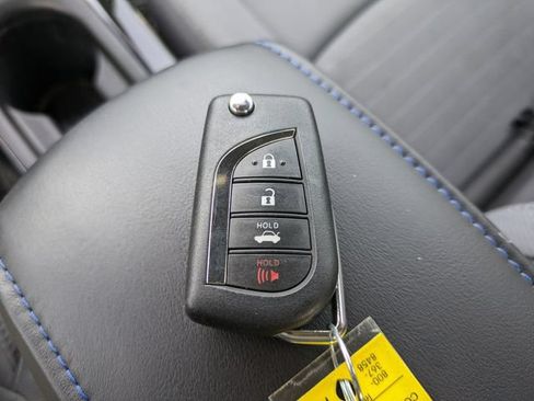 Used 2020 Toyota Corolla SE FWD image 27