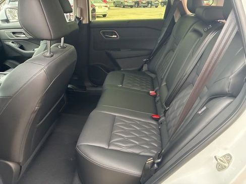 New 2026 Nissan Rogue Platinum AWD/4WD image 7