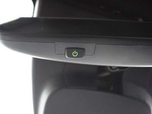 Used 2023 Toyota Corolla Cross XSE w/ Convenience Package image 19