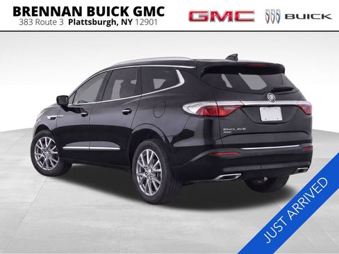 Used 2023 Buick Enclave Essence w/ Experience Buick Package AWD/4WD image 3