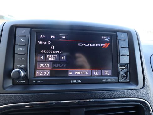 Used 2019 Dodge Grand Caravan GT FWD image 19