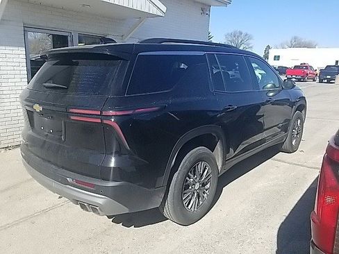 Certified 2025 Chevrolet Traverse LT image 21