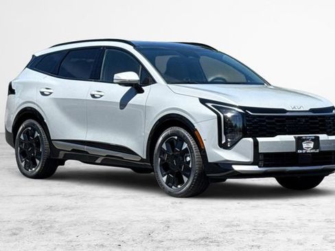New 2026 Kia Sportage SX FWD image 2