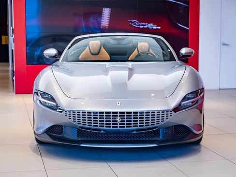 Certified 2024 Ferrari Roma Spider image 2