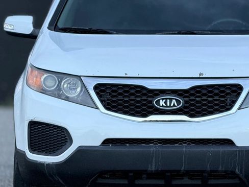 Used 2013 Kia Sorento LX AWD/4WD image 11