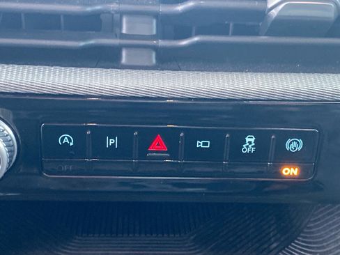 Used 2025 Ford Explorer ST-Line image 14