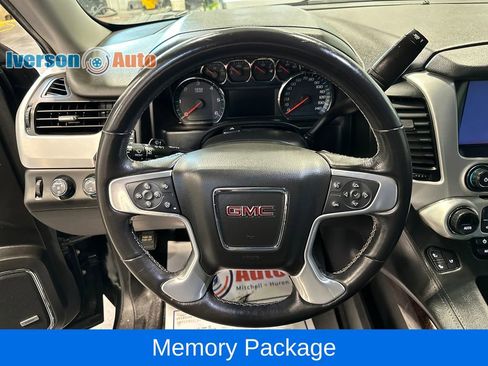Used 2019 GMC Yukon SLT AWD/4WD image 18