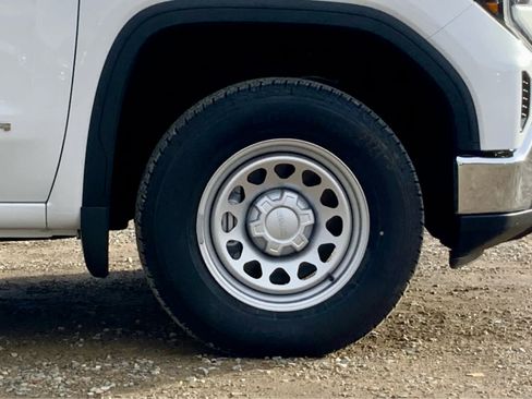 New 2026 GMC Sierra 1500 Pro w/ Pro Value Package image 18