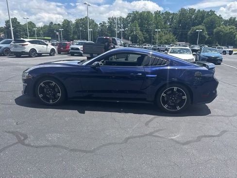 Used 2019 Ford Mustang GT Premium w/ Equipment Group 401A RWD image 8