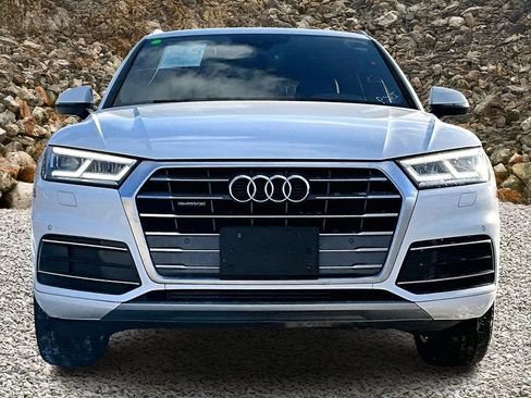Used 2018 Audi Q5 2.0T Premium Plus w/ Premium Plus Package image 3