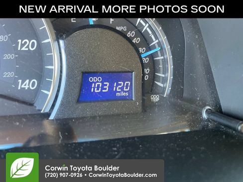 Used 2013 Toyota Camry XLE w/ Leather Pkg FWD image 10