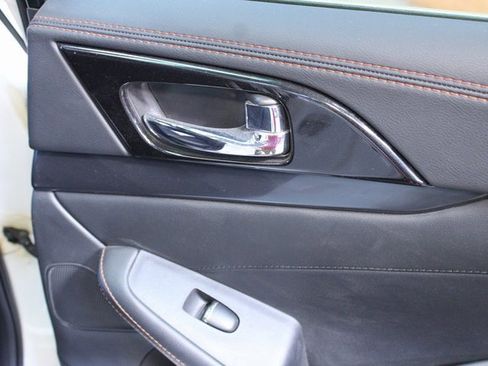 Used 2020 Nissan Maxima SR image 13