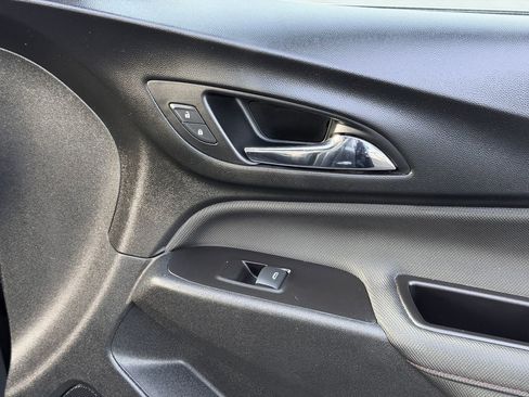 Used 2022 Chevrolet Equinox RS w/ RS Leather Package FWD image 26